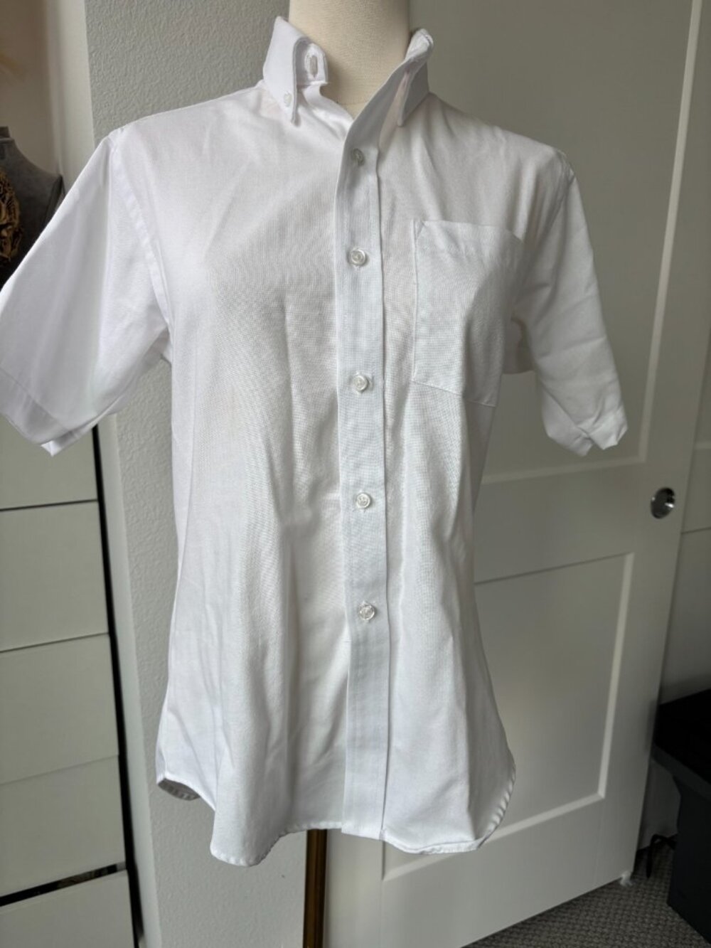 VICKI MARSHA White Button Up Long Sleeve Shirt Front Pocket Youth Size 16